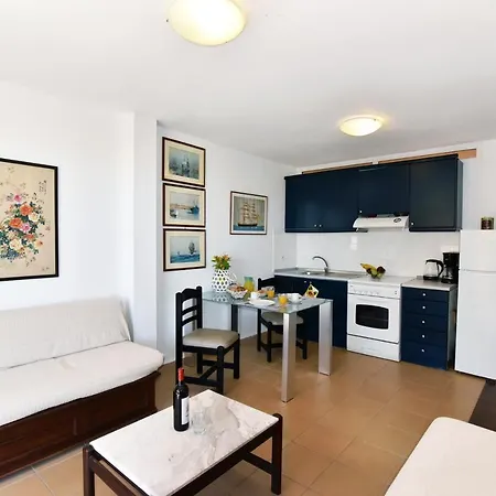Beach House * Barbati